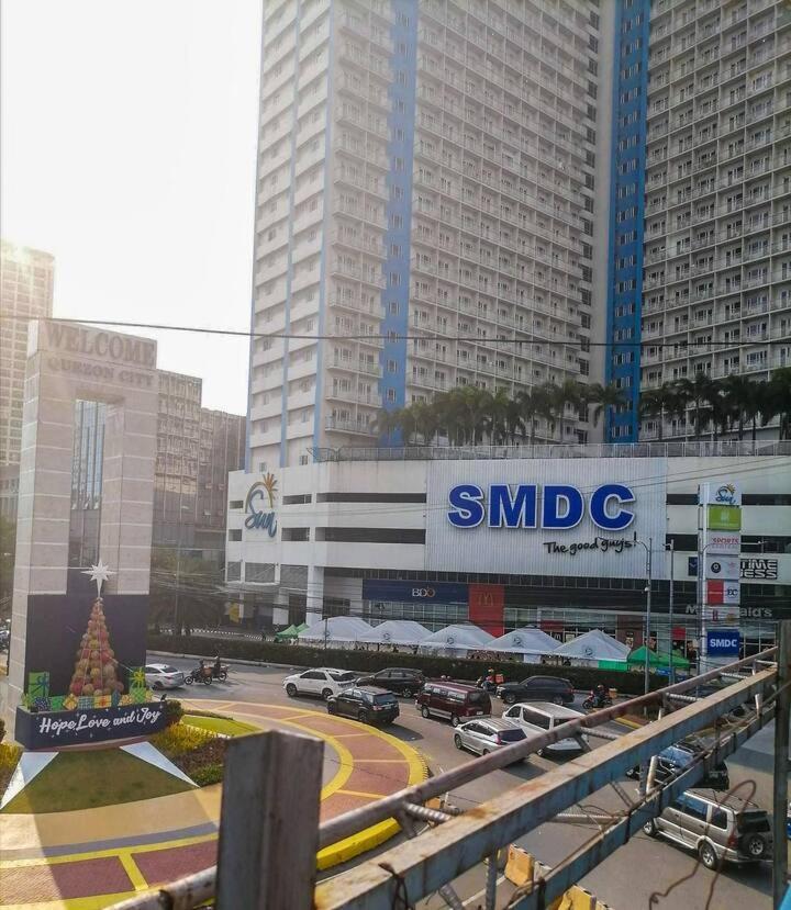 Cozy Studio Unit At Sun Residences Quezon City Buitenkant foto