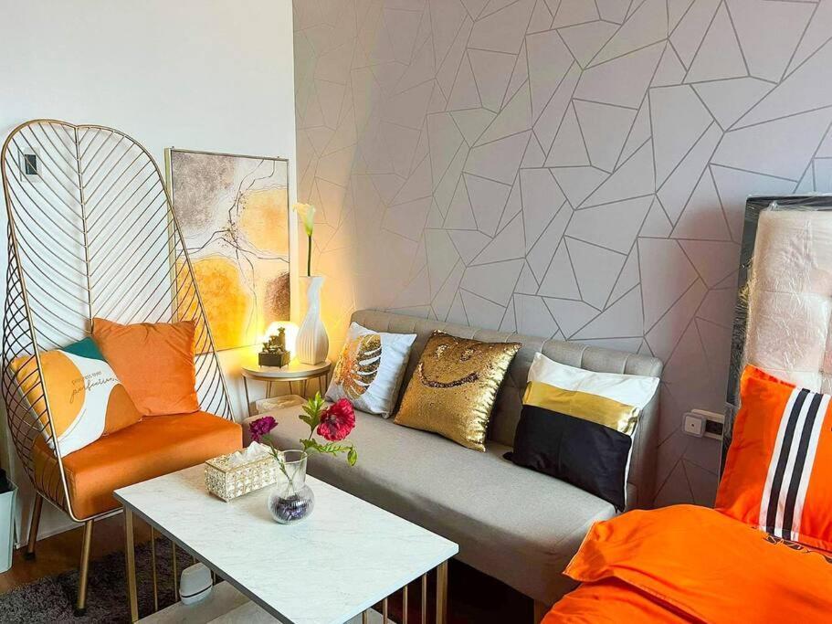 Cozy Studio Unit At Sun Residences Quezon City Buitenkant foto