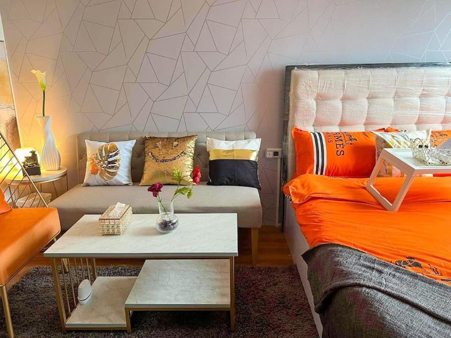 Cozy Studio Unit At Sun Residences Quezon City Buitenkant foto