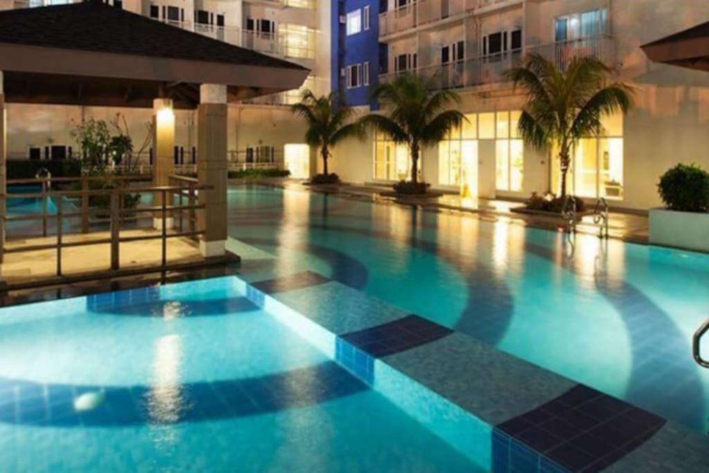 Cozy Studio Unit At Sun Residences Quezon City Buitenkant foto
